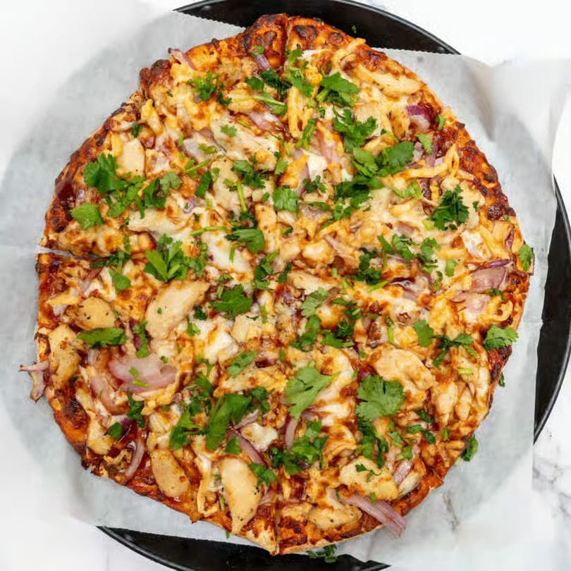 Rancho Steve's Pizza dining room and patio